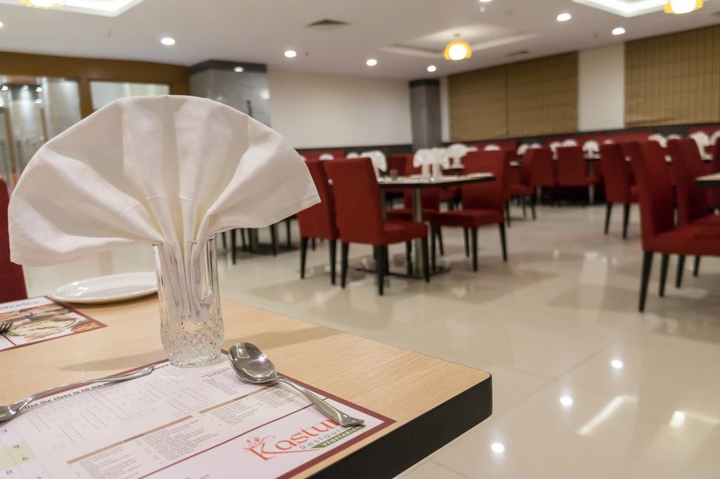 Hotel Saptagiri Hyderabad Esterno foto